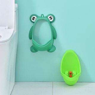BÔ VỆ SINH HÌNH ẾCH CHO BÉ TRAI (T32)