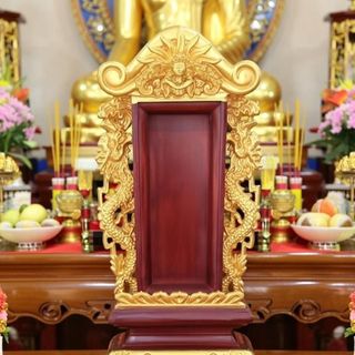 Bài Vị Gỗ Hương Ngàn Năm Uy nghiêm Chạm Khắc Tinh Xảo Chất Liệu Gỗ Hương Đỉnh Cao Độ Bền Vĩnh Cửu Nghệ Thuật Chạm Khắc Tinh Xảo Kích Thước Chuẩn Phong Thủy