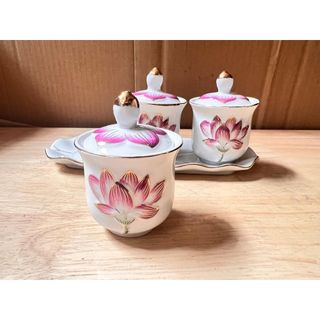 Chum nước thờ, áng nước sứ có nắp bạch ngọc tím loại 3 ly