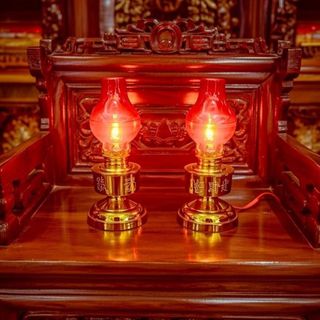 Cặp Đèn dầu đỏ cắm điện bóng cà na cao 20cm chất liệu thủy tinh bền đẹp ánh sáng dịu nhẹ phù hợp trang trí thờ cúng