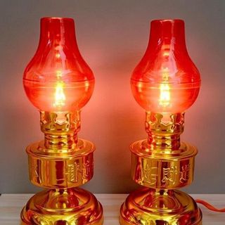 Cặp Đèn dầu đỏ cắm điện bóng cà na cao 20cm chất liệu thủy tinh bền đẹp ánh sáng dịu nhẹ phù hợp trang trí thờ cúng