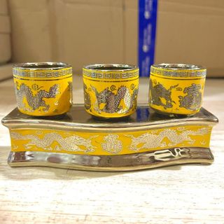 Chum nước thờ ,áng nước sứ 3D vàng bộ 3 ly