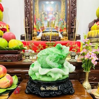 Thiềm Thừ Cóc Ba Chân Ngậm Tiền Xanh Cao 18cm Chất Liệu Đá Trọng Lượng 600g Linh Vật Chiêu Tài May Mắn Phú Quý Bình An Sản Phẩm Việt Nam