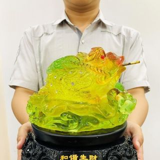 Thiềm Thừ Cóc Ba Chân Ngậm Tiền Ngũ Sắc Cao 18cm Chất Liệu Đá Trọng Lượng 600g Linh Vật Chiêu Tài May Mắn Phú Quý Bình An Sản Phẩm Việt Nam