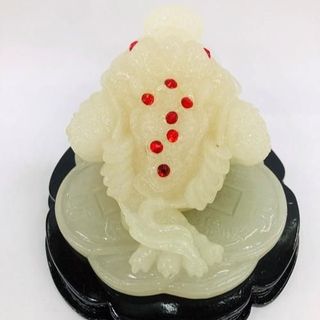 Thiềm Thừ Cóc Ba Chân Ngậm Tiền Dạ Quang Cao 14cm Chất Liệu Đá Kích Thước 12cm Trọng Lượng 600g Linh Vật Chiêu Tài May Mắn Phú Quý Bình An Sản Phẩm Việt Nam