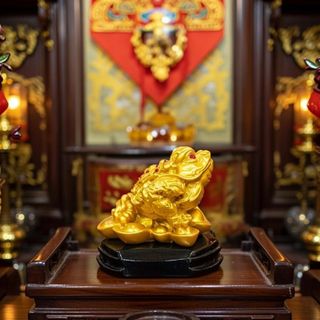 Thiềm Thừ Cóc Ba Chân Ngậm Tiền Vàng Cao 8cm Chất Liệu Đá Kích Thước 17cm Trọng Lượng 600g Linh Vật Chiêu Tài May Mắn Phú Quý Bình An Sản Phẩm Việt Nam