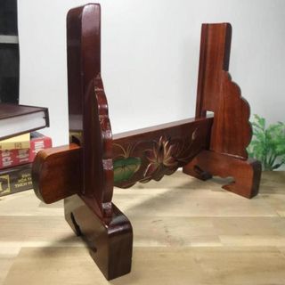 Khung Gỗ Đặt Ảnh Thờ Khắc Nổi Hoa Sen Cỡ 50cm Tâm Pháp Gỗ Tràm Thay Đổi Kích Thước Dễ Dàng Sử Dụng Chất Liệu Gỗ Tràm Hoa Sen Nổi Sang Trọng