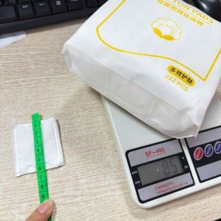Bông tẩy trang mèo Vàng 222 miếng