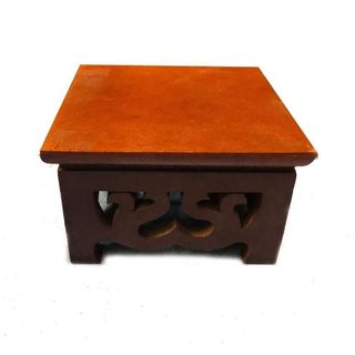 Đôn gỗ, kệ gỗ vuông khắc gỗ đặt tượng thờ Tâm Pháp