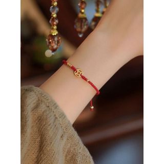 Vòng tay chỉ đỏ kim tiền tình duyên thu hút may mắn thiết kế độc đáo màu đỏ ngũ sắc mang lại tình duyên và may mắn cho người sử dụng sản phẩm