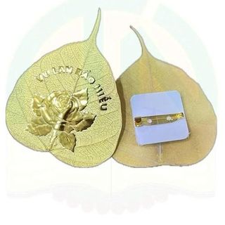 Đồ cài áo Vu Lan Báo Hiếu thiết kế đặc biệt tôn trọng đạo đức cho dịp lễ quan trọng sản phẩm phù hợp với các mùa lễ phật giáo