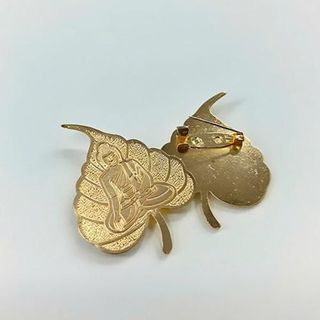 Đồ cài áo Vu Lan Báo Hiếu thiết kế đặc biệt tôn trọng đạo đức cho dịp lễ quan trọng sản phẩm phù hợp với các mùa lễ phật giáo