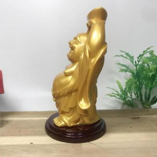 Tượng Ngài Di Lặc Bồ Tát nâng thỏi vàng sơn nhũ vàng cao 12cm