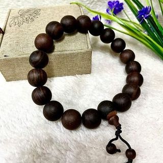 Vòng tay chuỗi hạt 18 hạt gỗ mun nhiều kích cỡ