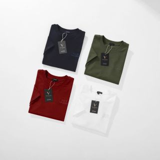 Áo thun Vaumont Classic Cotton nam. Chất vải cotton cao cấp 4 chiều mềm mại, thoáng khi và thấm hút mồ hôi tốt.