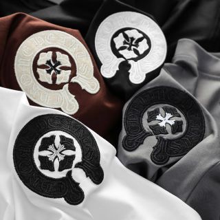 Mẫu Chrome Hearts logo thêu sắc nét, chất cotton co giãn tốt dày dặn.