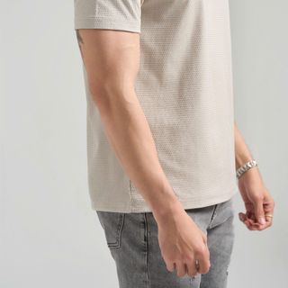 Áo Thun Cổ Trụ Xẻ V Jacobs & Cole.