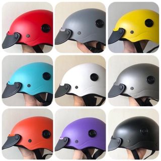 Mũ Bảo Hiểm Thời Trang - An Toàn - Giá Rẻ (Nhiều Màu) và Loại có lỗ thông gió Giao Màu Ngẫu Nhiên