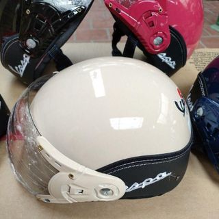DAN GROUP Mũ Bảo Hiểm Thời Trang - An Toàn - Giá Rẻ Mũ bảo hiểm Vespa có kính,nam, nữ , .shop chuyên bán buôn bán lẻ sll