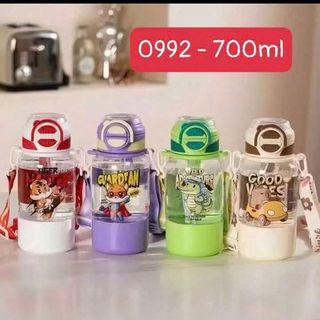 Bình nước nhựa cho trẻ em họa tiết hoạt hình 0992 - 700ml ( THÙNG 60C )