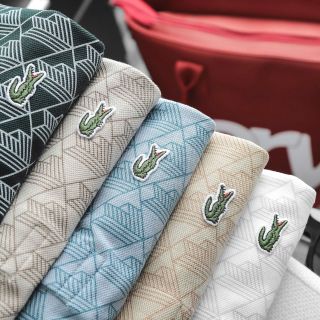 Áo thun polo nam.  Vải hãng dư cao cấp, sợi cotton dệt mềm mịn cấu thành chất vải có độ dày vừa phải.
