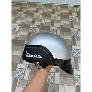 DAN GROUP Mũ Bảo Hiểm Thời Trang - An Toàn - Giá Rẻ Nón Bảo Hiểm Nửa Đầu Vespa Nhựa ABS Loại Xịn Chất Liệu ABS Đảm Bảo Độ Bền Và An Toàn