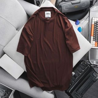 Áo thun nam. Chất 100% cotton dệt gân dọc sớ nhuyễn , chất gân lụa cực mát vải dệt.