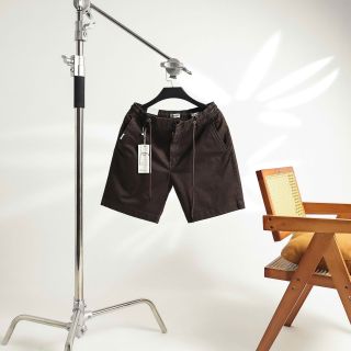Short kaki nam. Mẫu short lưng thun với chất vải dày dặn, mịn, co giãn tốt.