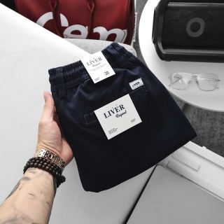 Short kaki nam. Mẫu short lưng thun với chất vải dày dặn, mịn, co giãn tốt.