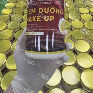 Kem Dưỡng Make Up (Dưỡng trắng da toàn thân, dưỡng ẩm, làm dịu da, se khít lỗ chân lông và mờ nếp nhăn).
