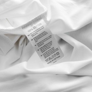 Áo thun nam.  Chất thun 100%cotton 4c xịn mịn.  Logo thêu.