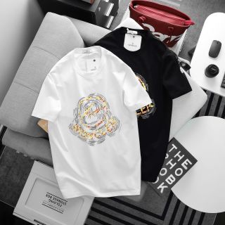 T-Shirt Moncler Spy nam.  Chất liệu Cotton 4 chiều, co giãn mềm mịn, thấm hút mồ hôi tốt.