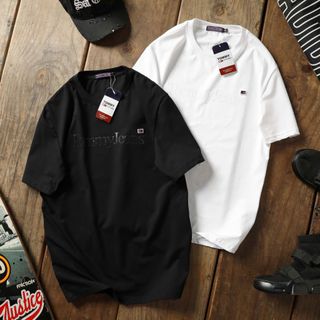 Mẫu áo thun nam. Phong cách trẻ trung, cá tính, form unisex.  Áo chất cotton 100% cao cấp .