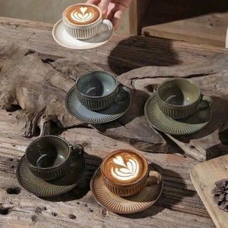 Cốc Gốm Sứ 5 Màu Kèm Kê 100ML (THÙNG 30B)