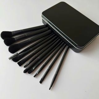 Bộ 12 cọ trang điểm kèm hộp