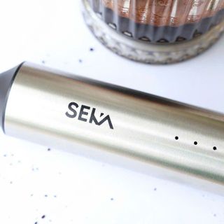 máy dánh trứng SEKA KM2210