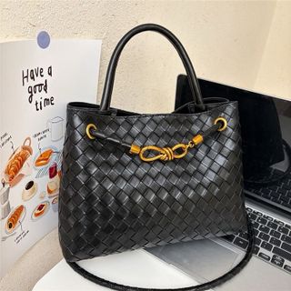 Túi Da Đan Khóa Thắt Nút Cao Cấp