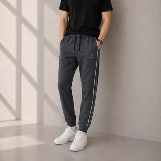 Jogger Vaumont nam.  Chất vải Bc Gen cotton mướt mát.
