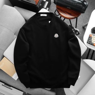 Sweater Basic nam. Chất nỉ cua dày mịn, đồng chất. Logo thiết kế.