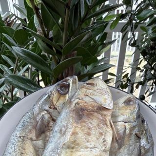 MẮM CÁ BẠC MÁ BÌNH ĐỊNH (nguyên con) - 1KG