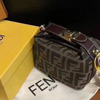 🤎 TÚI XÁCH NỮ DÁNG XẮC MINI HỌA TIẾT LOGO FF KÈM 2 DÂY ĐEO ĐA NĂNG
