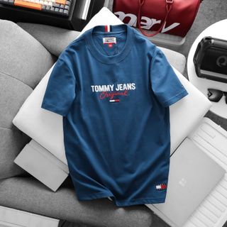 Áo thun nam. Chất thun  cotton 4c. Form slim.