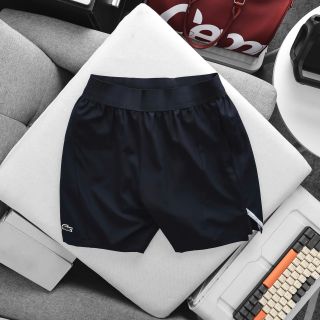 Quần short  nam. Chất dù mềm co giãn thoáng khí.
