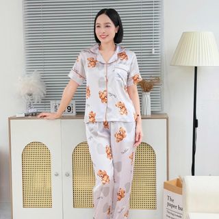 Pijama lụa Satin mềm mịn họa tiết gấu nâu dễ thương tay ngắn quần dài - CHERRY STORE - MÃ A14