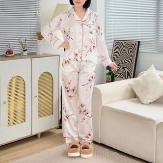 Pijama Lụa Satin cao cấp - CHERRY STORE - Họa tiết Hoa Môc Lan dài tay quần dài kiểu dáng Hàn Quốc dễ thương - Mã 11