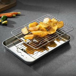 KHAY NƯỚNG INOX KÈM VỈ 31.5X24.5CM (T60)