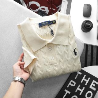 Mẫu áo ngựa chất len dệt xoắn thừng. Logo thêu tỉ mỉ, bảng màu căn bản + full tem tag.