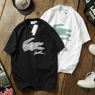 Mẫu áo thun.  Phong cách trẻ trung, cá tính, form unisex nam nữ đều có thể mặc.