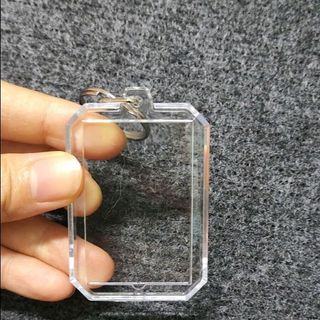 Phôi móc khóa mica trong suốt
