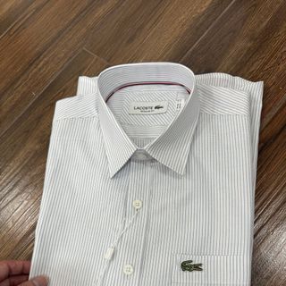 SƠMI TAY NGẮN NEW. Chất cotton lụa mềm mịn, mặc nhẹ và thoải mái.